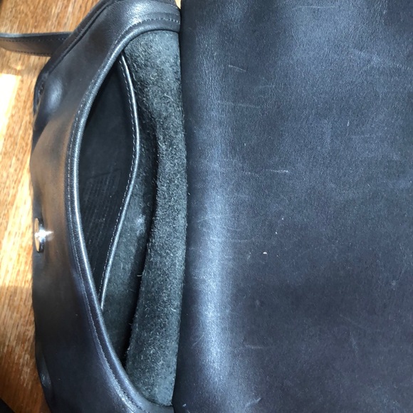 Vintage Coach Black CrossBody Bag - Picture 4 of 4